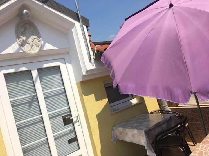 Apartmani Djura Selce Bagian luar foto