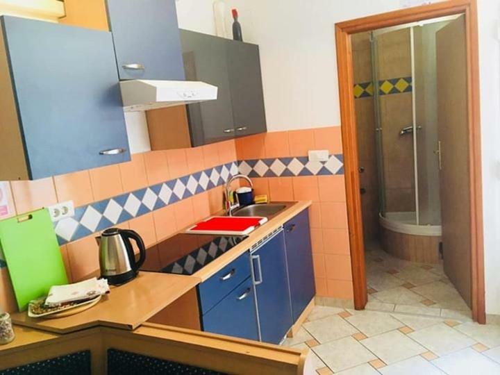 Apartmani Djura Selce Bagian luar foto