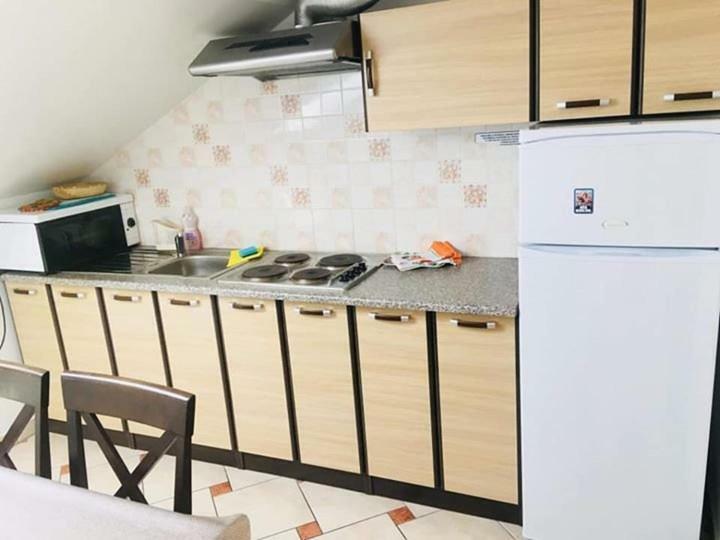 Apartmani Djura Selce Bagian luar foto